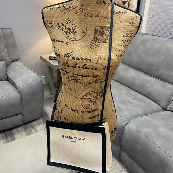 BALENCIAGA Crossbody bag - Picture 12 of 16